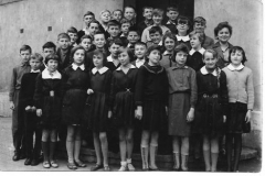 Stare zdjęcie uczniów szkoły