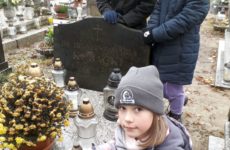 Więcej o: Światełko pamięci dla bohaterów